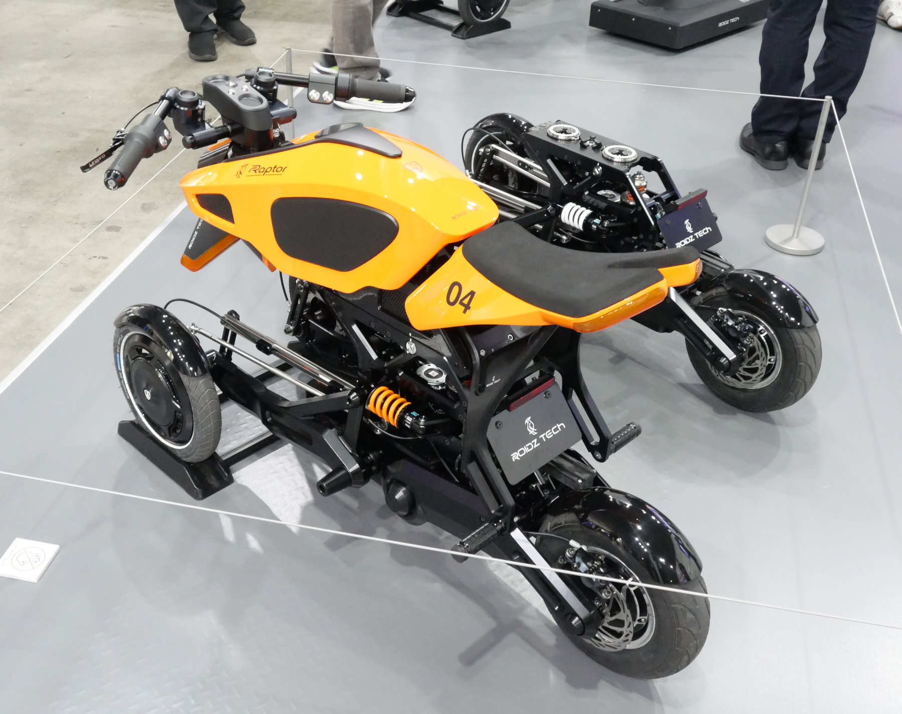 Rook Raptor 分離/合体するプラットフォーム型モビリティに新デザインユニット登場:Japan Mobility Show 2025 - MONOist